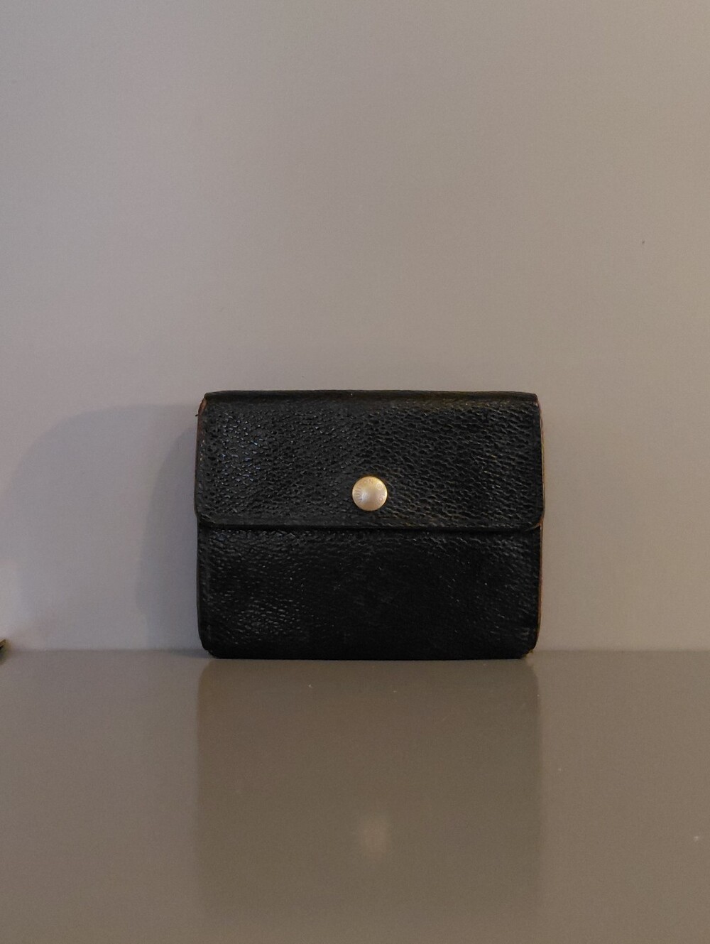 Louis Vuitton Classic Signature Mono Pebbled Snap Card Wallet